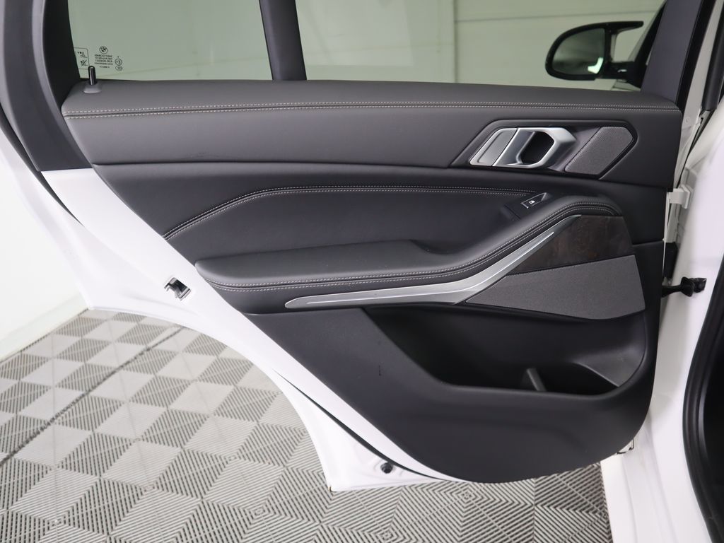 Thumbnail: 2025 BMW X5 - 27