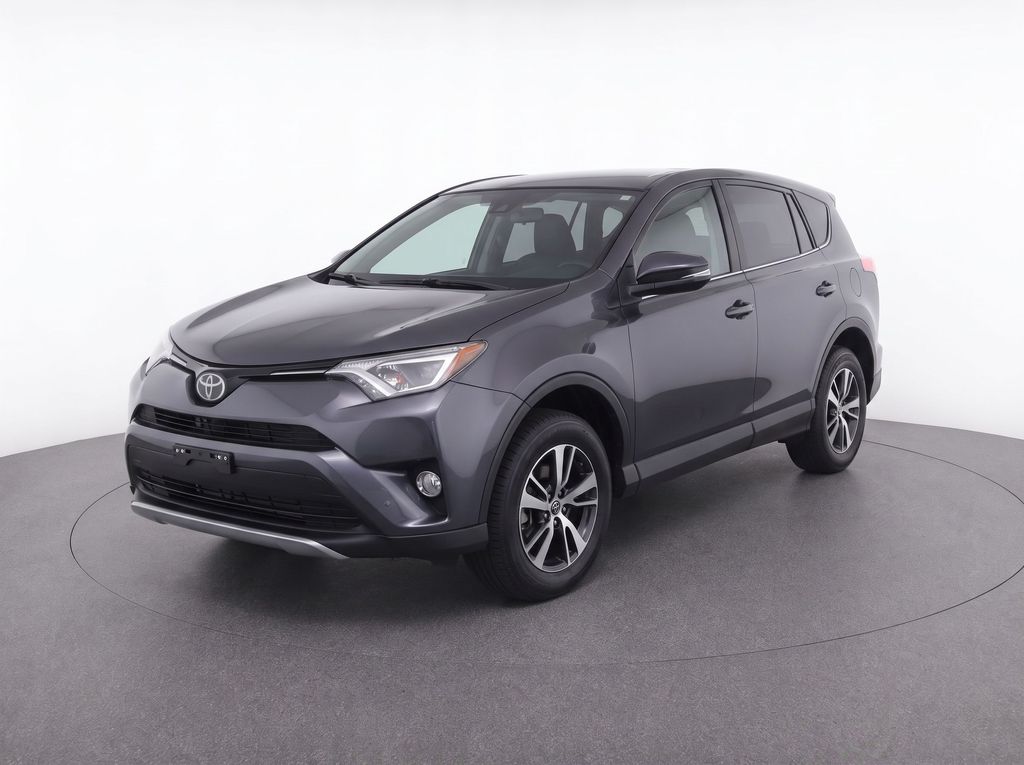 Thumbnail: 2017 Toyota RAV4 - 7
