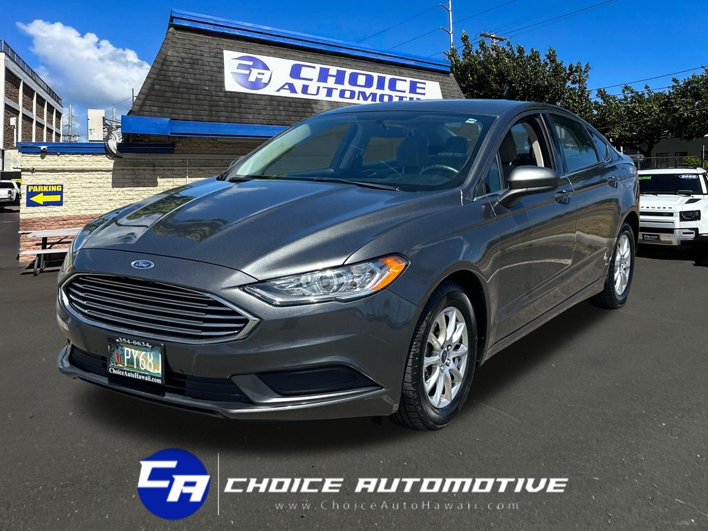 Gray (Magnetic) 2017 Ford Fusion Sedan Front-Wheel Drive 6-Speed Automatic