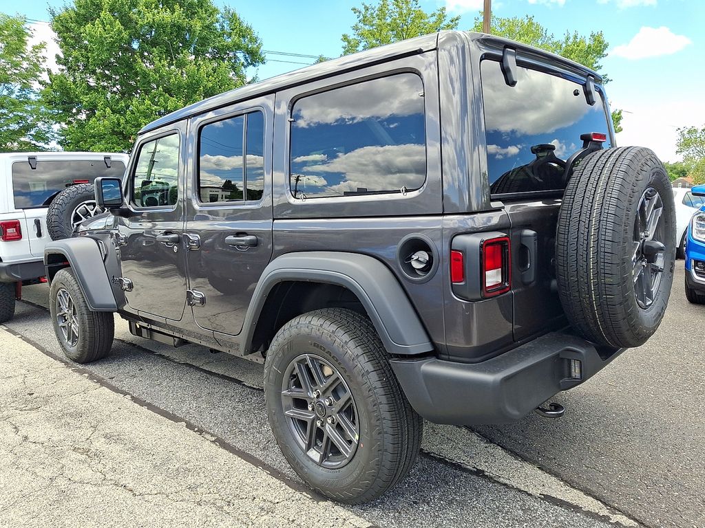 New 2026 Jeep Wrangler SUV