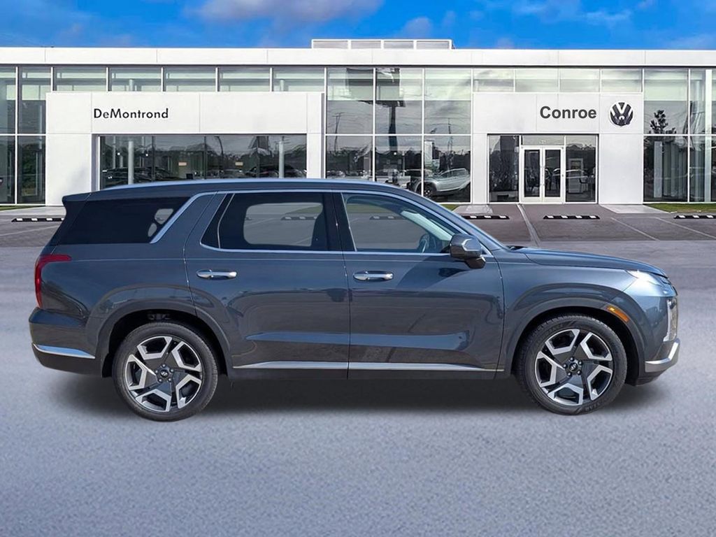 2024 Hyundai Palisade Limited Gray at Shottenkirk Kia Fort Bend