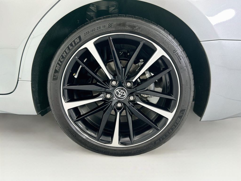 Thumbnail: 2020 Toyota Camry - 29