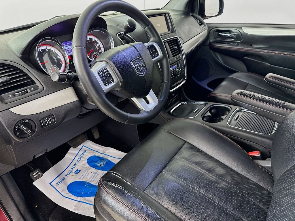 Used Car 2015 Dodge Grand Caravan  R/t For Sale Under $10,000 In Austin, Texas