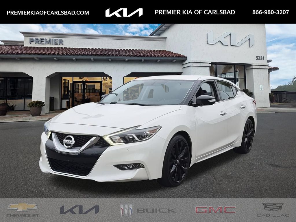 2017 Nissan Maxima SR
