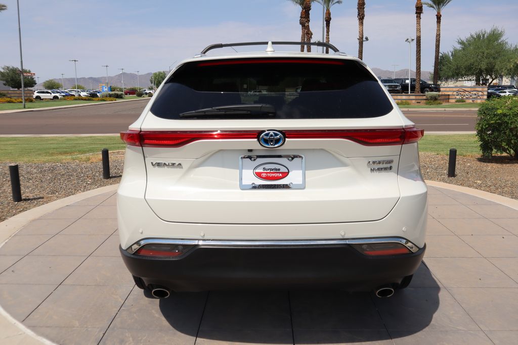 Thumbnail: 2021 Toyota Venza - 6