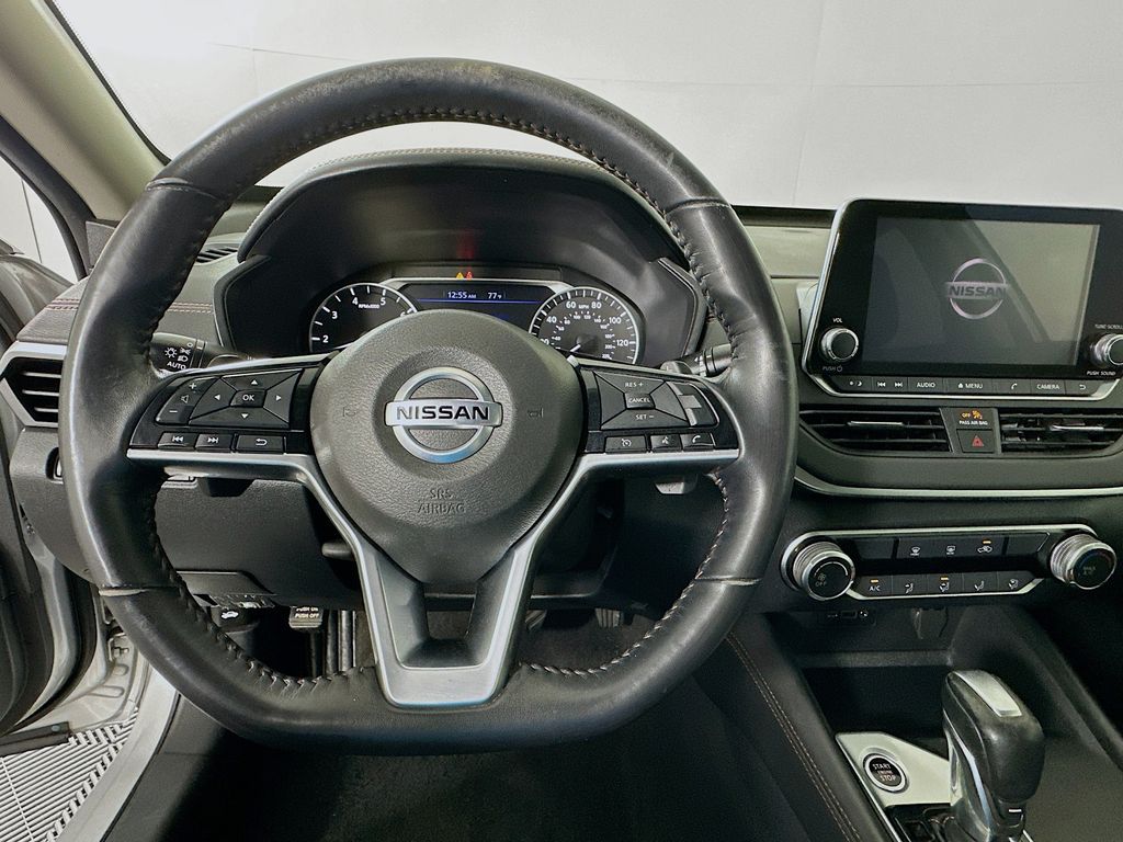 Thumbnail: 2020 Nissan Altima - 11