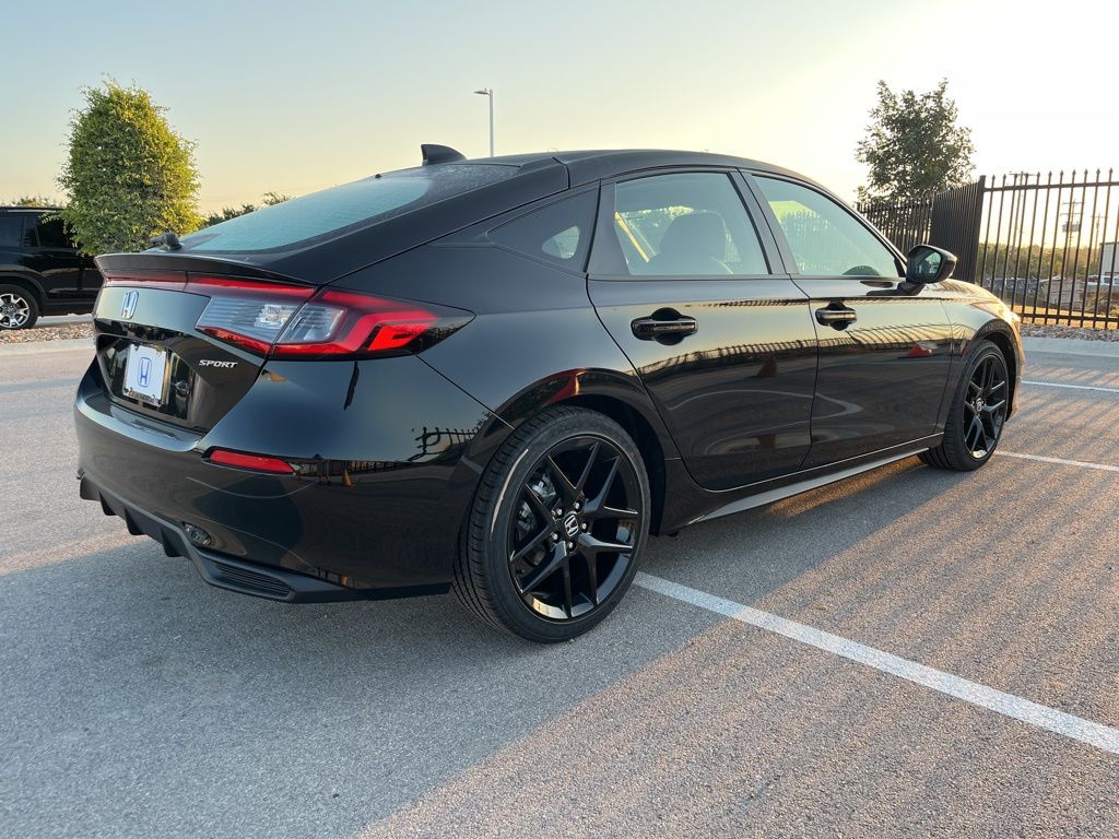 Thumbnail: 2025 Honda Civic - 3