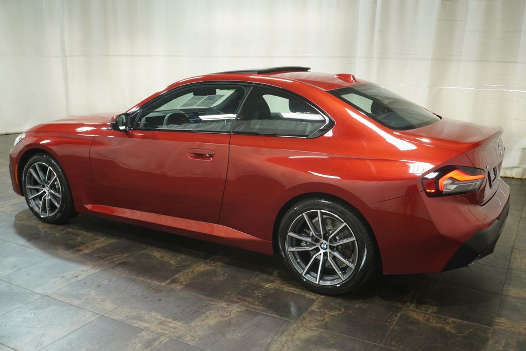 2025 BMW 2 Series 230i - Photo 6