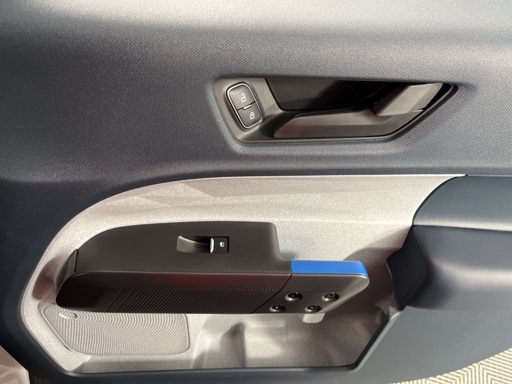 Thumbnail: 2025 Ford Maverick - 12