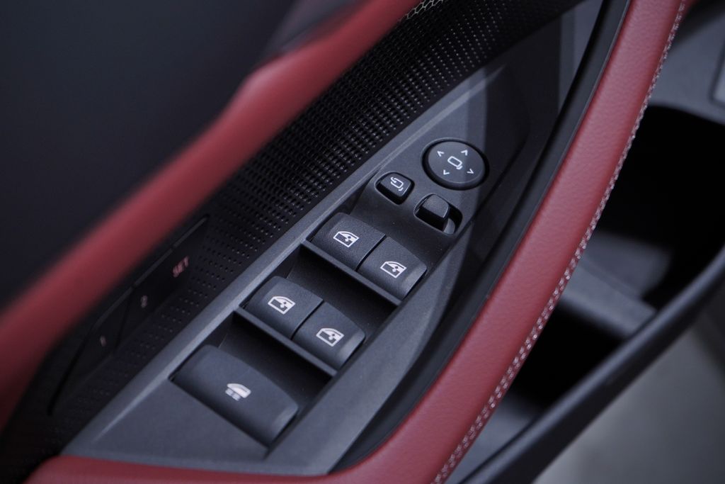 Thumbnail: 2026 BMW 4 Series - 14