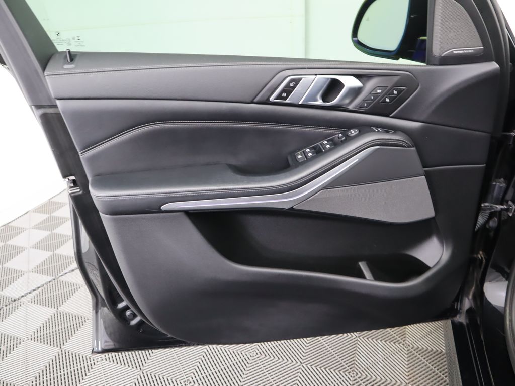 Thumbnail: 2020 BMW X5 - 25