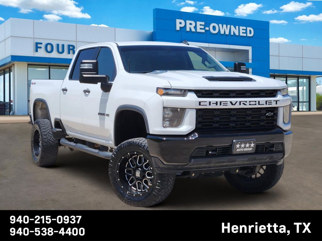 Summit White 2022 Chevrolet Silverado 2500HD Custom Crew Cab 4WD Pickup Truck Four-Wheel Drive Automatic