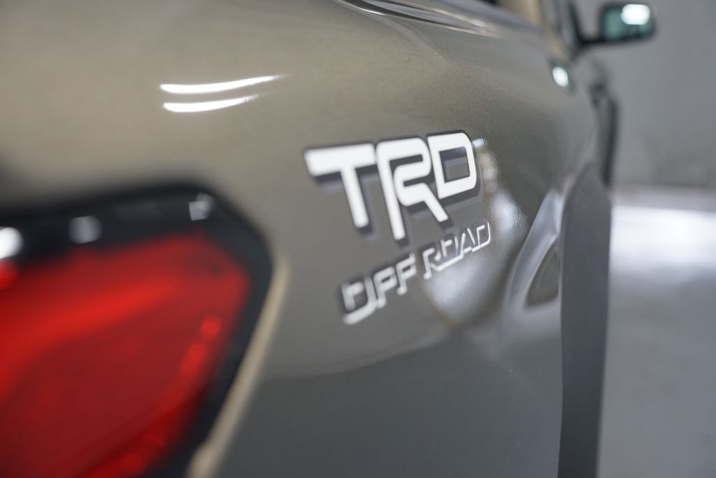 Thumbnail: 2025 Toyota Tacoma - 10