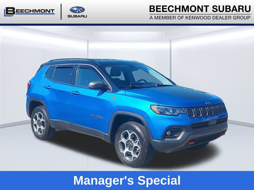 Laser Blue Pearlcoat 2022 Jeep Compass SUV / Crossover Four-Wheel Drive 9-Speed Automatic