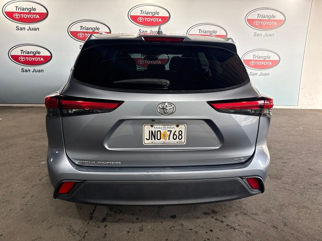 Thumbnail: 2021 Toyota Highlander - 5