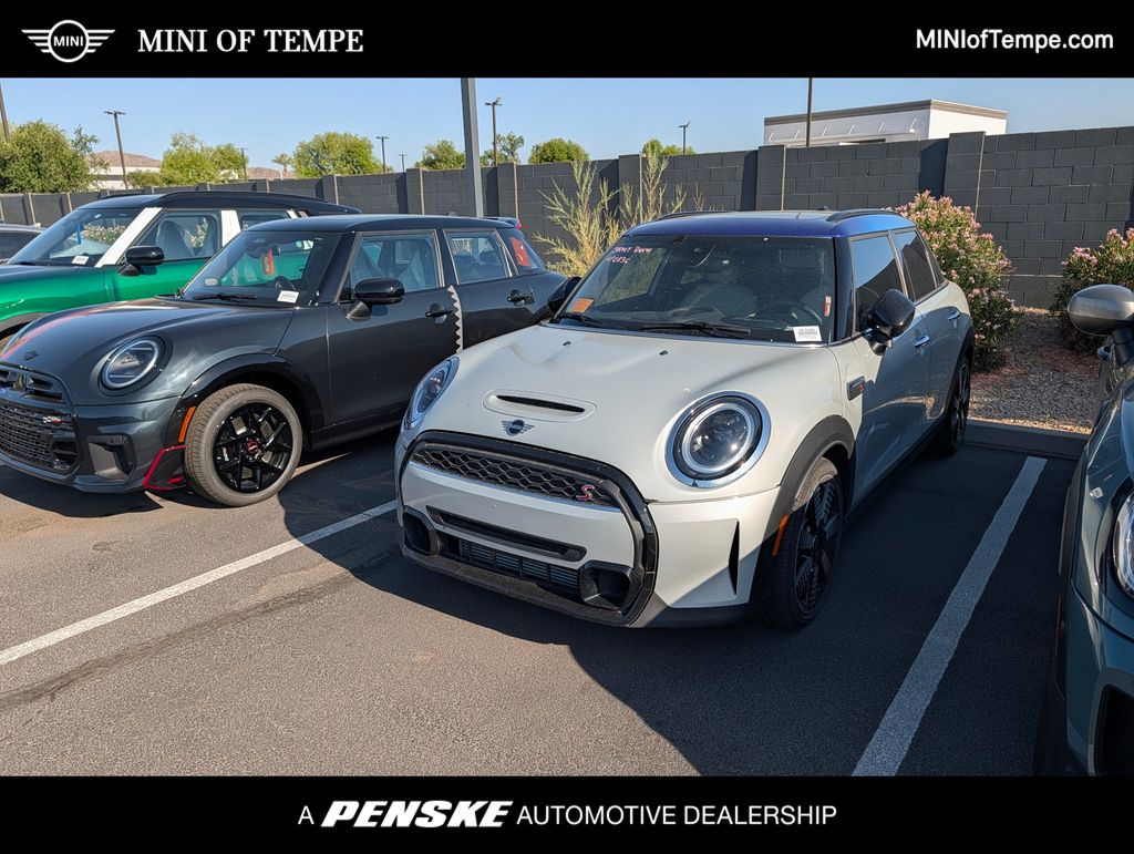 Thumbnail: 2023 MINI Cooper - 1