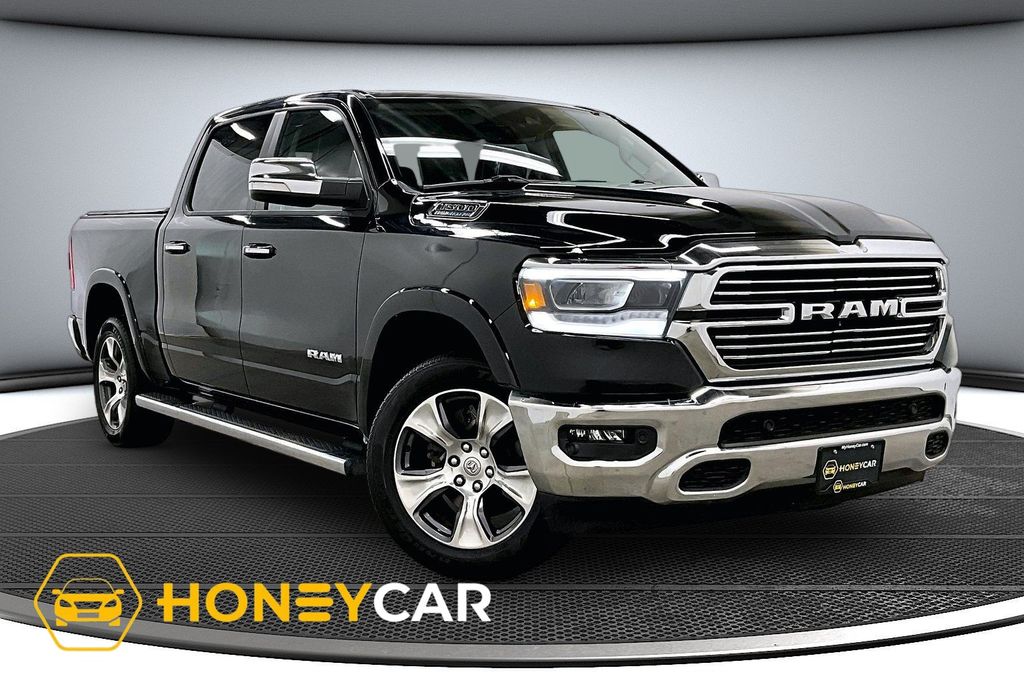 Diamond Black Crystal Pearlcoat 2021 RAM 1500 Pickup Truck Four-Wheel Drive 8-Speed Automatic