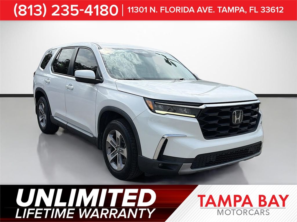 Platinum White Pearl 2023 Honda Pilot SUV / Crossover Front-Wheel Drive Automatic