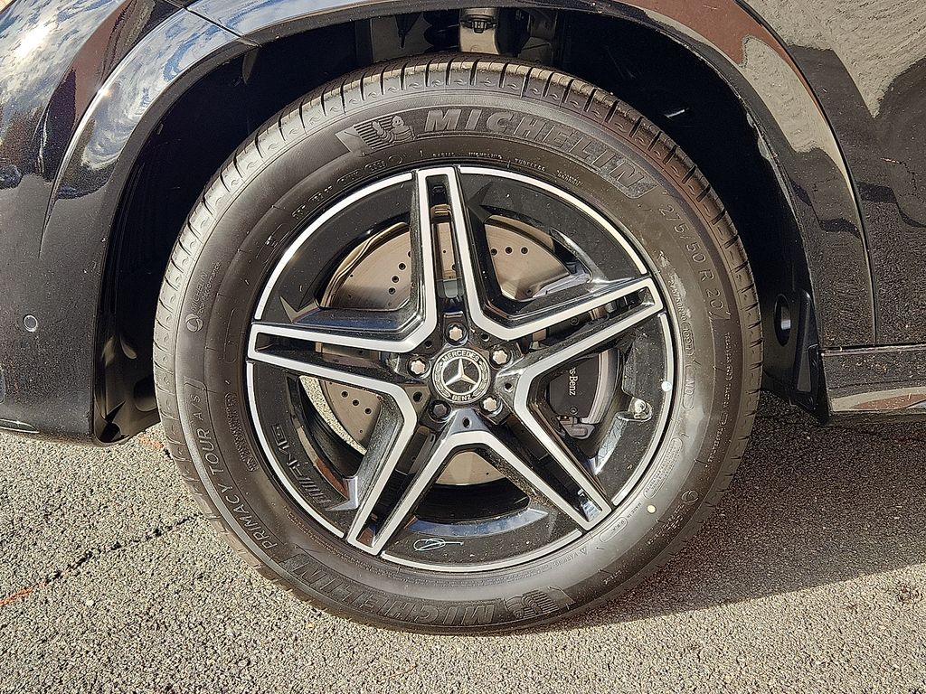 Thumbnail: 2026 Mercedes-Benz GLE - 5