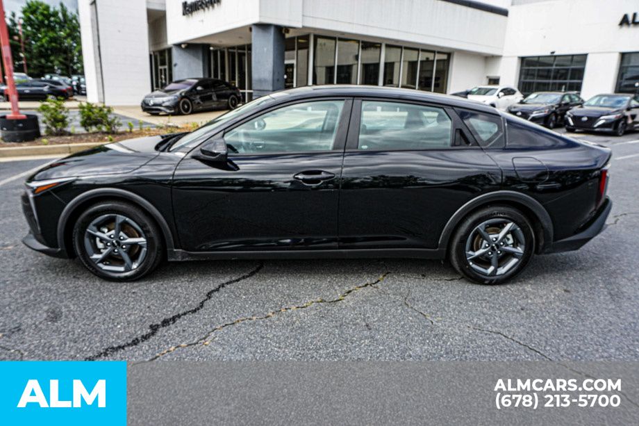 Used 2025 Black Kia LXS image 7