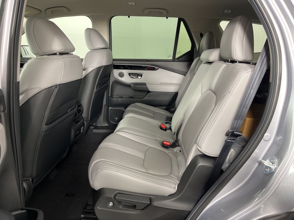 Thumbnail: 2025 Honda Pilot - 21