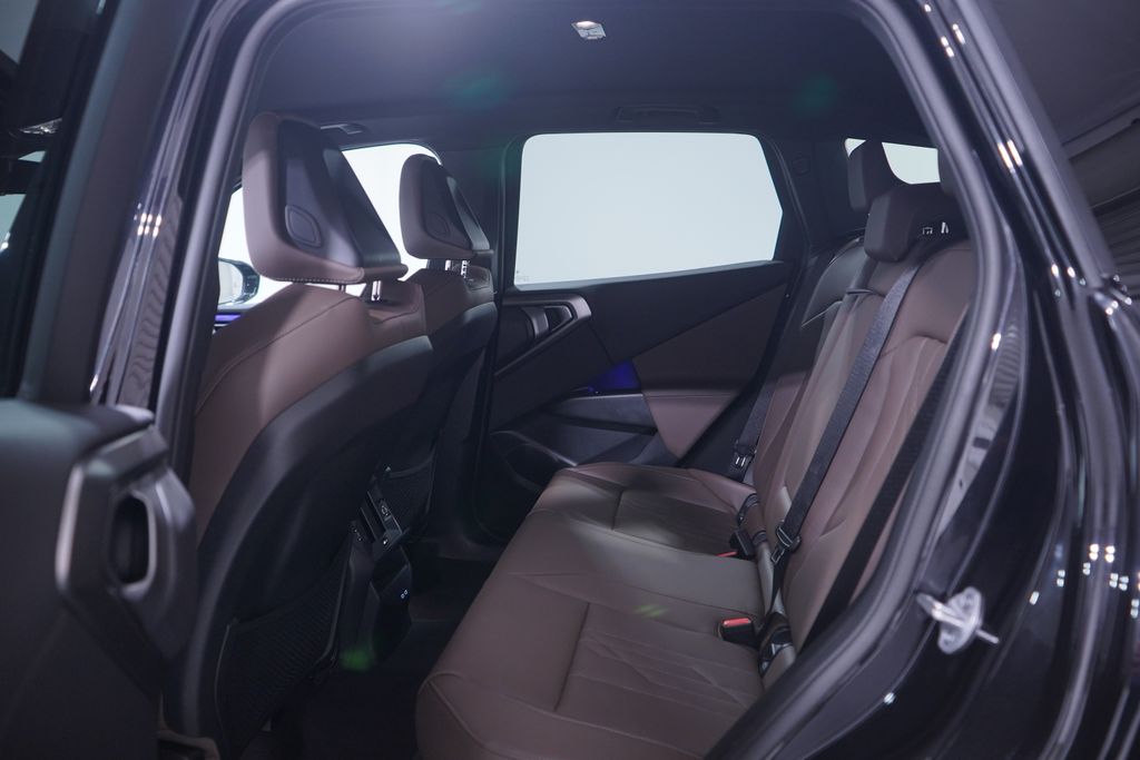 Thumbnail: 2026 BMW X3 - 9