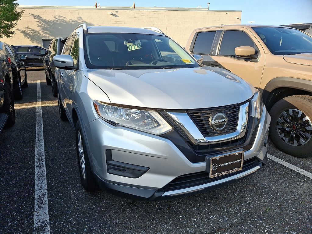 Thumbnail: 2019 Nissan Rogue - 3