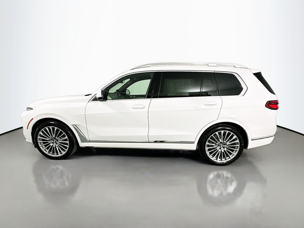 Thumbnail: 2026 BMW X7 - 8