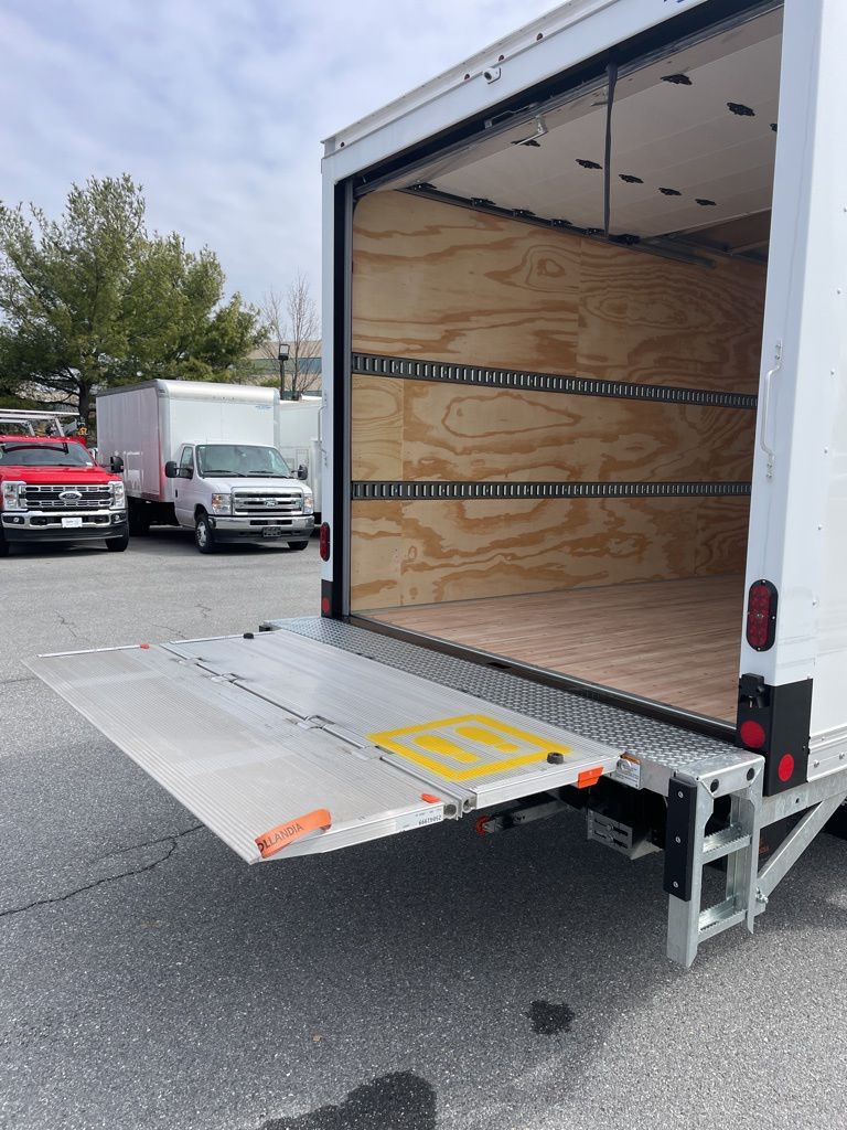 2026 Ford E-450 Cutaway 