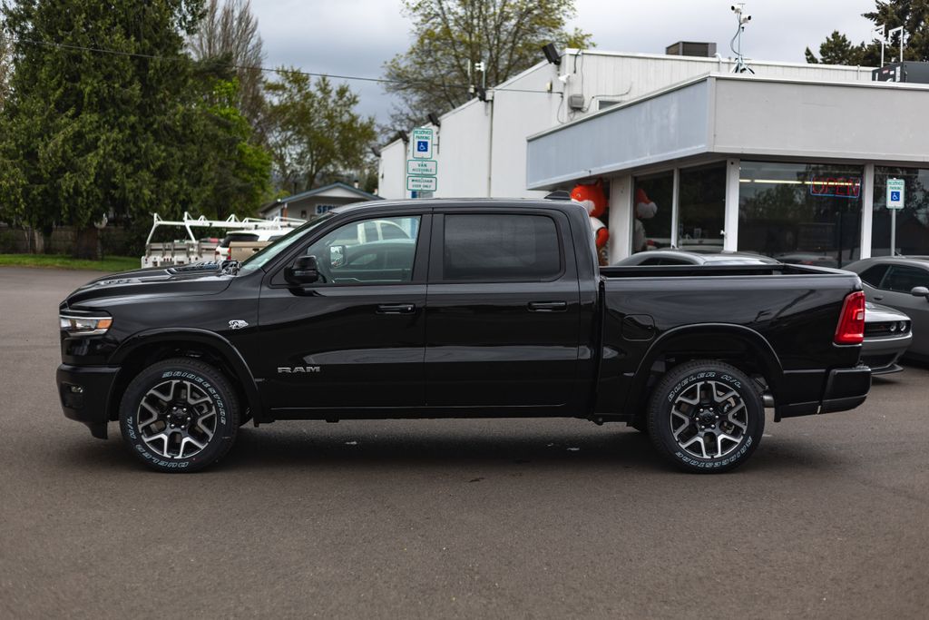 2026 Ram 1500 Laramie thumbnail 16