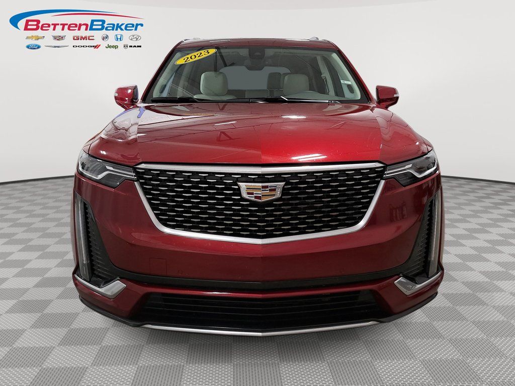 2023 Cadillac XT6 Premium Luxury 2