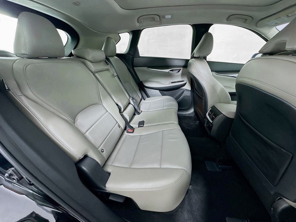 Thumbnail: 2025 INFINITI QX50 - 27