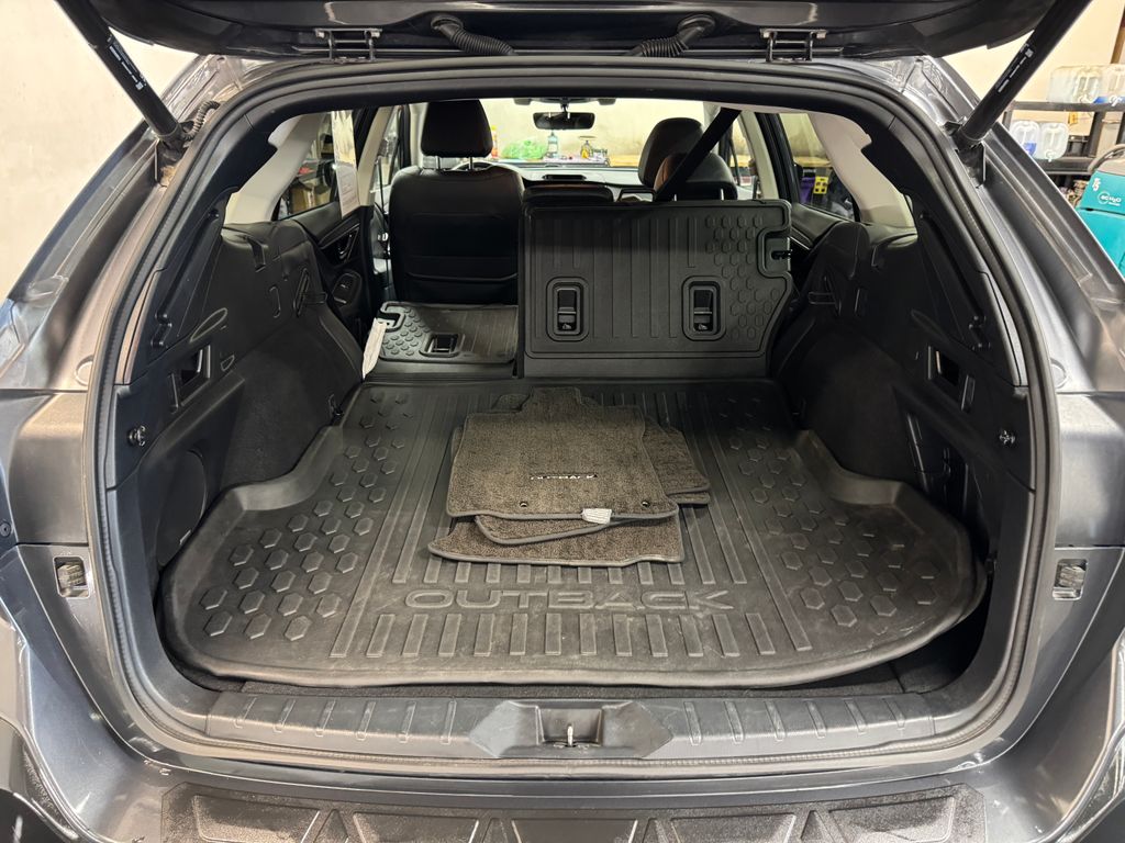 2021 Subaru Outback Limited XT