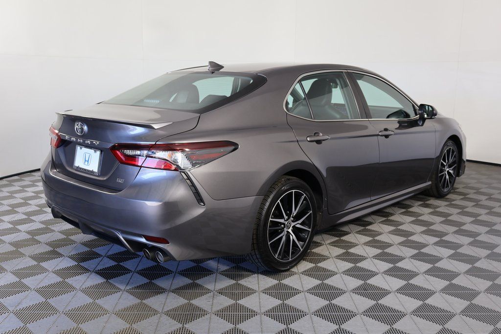 Thumbnail: 2023 Toyota Camry - 4