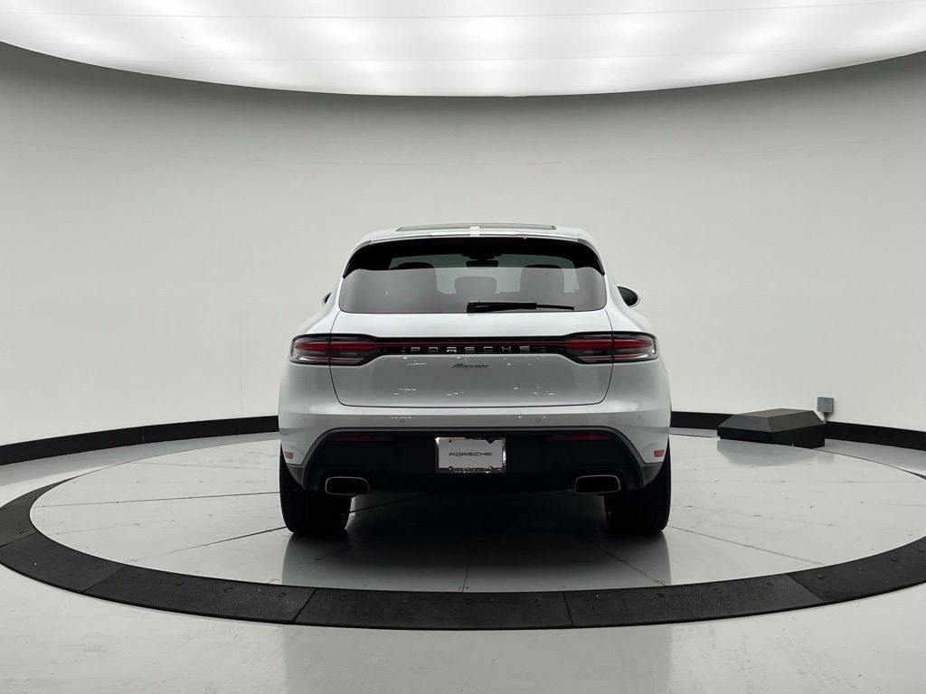 Thumbnail: 2026 Porsche Macan - 6