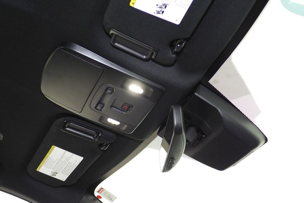 Thumbnail: 2025 Toyota Camry - 17