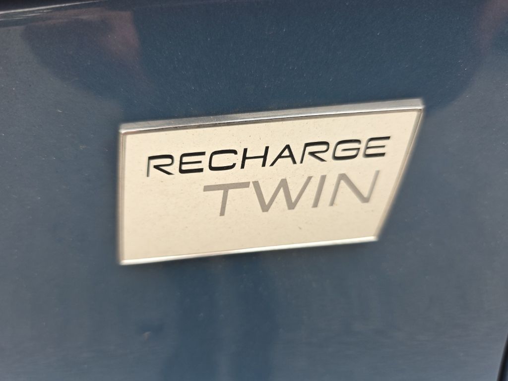 Used 2023 Blue Volvo Ultimate image 25