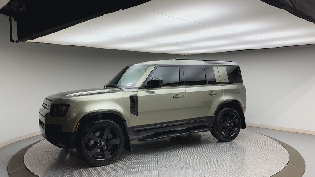Thumbnail: 2024 Land Rover Defender - 6