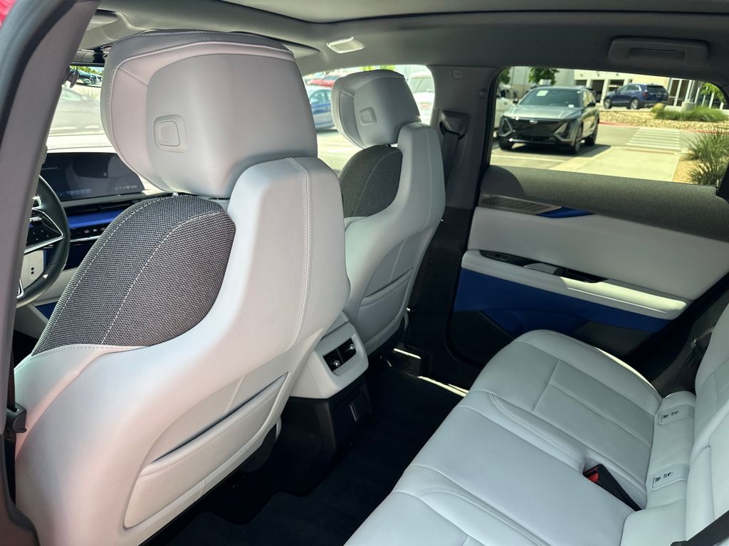 Used Car 2025 Cadillac Optiq  Sport For Sale Under $50,000 In Austin, Texas