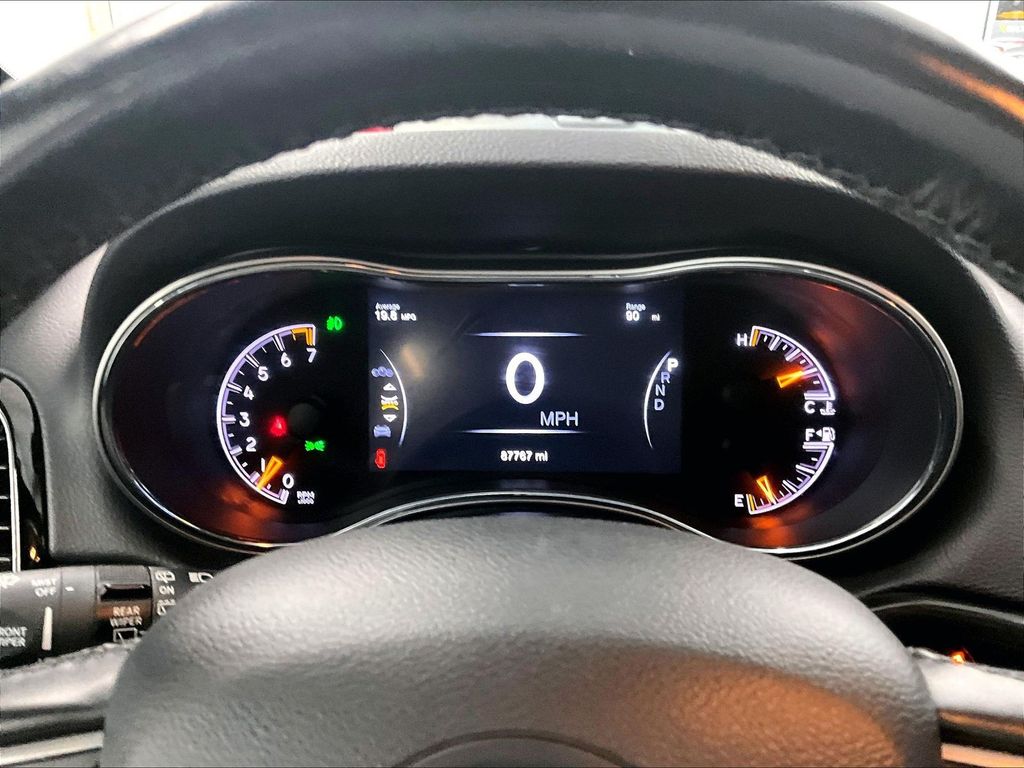 2021 Jeep Grand Cherokee — photo 25