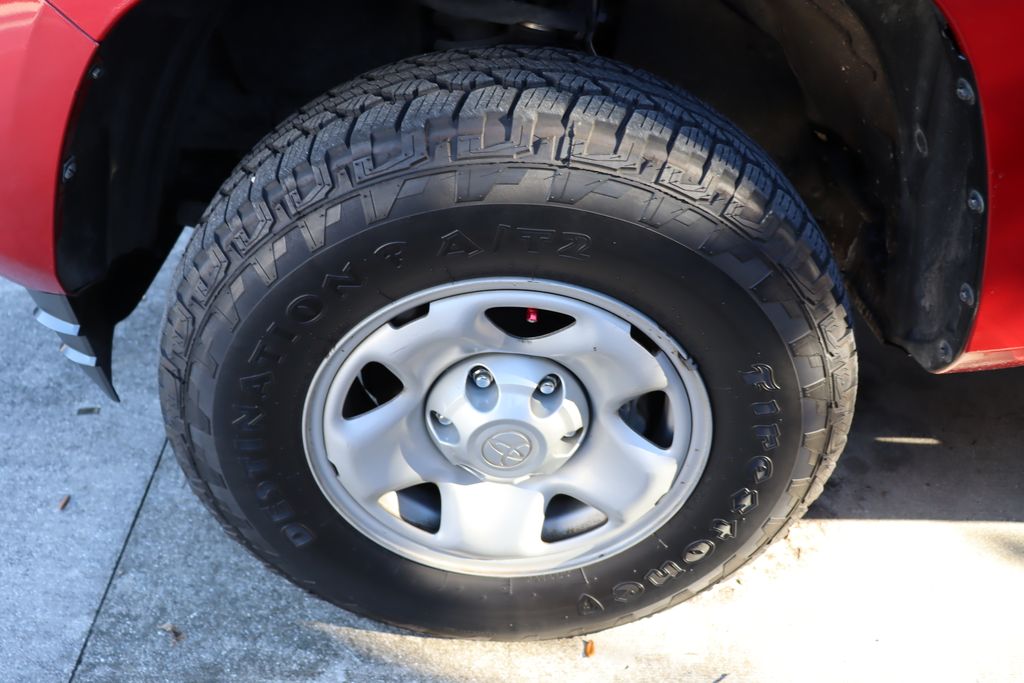 Thumbnail: 2021 Toyota Tacoma - 4