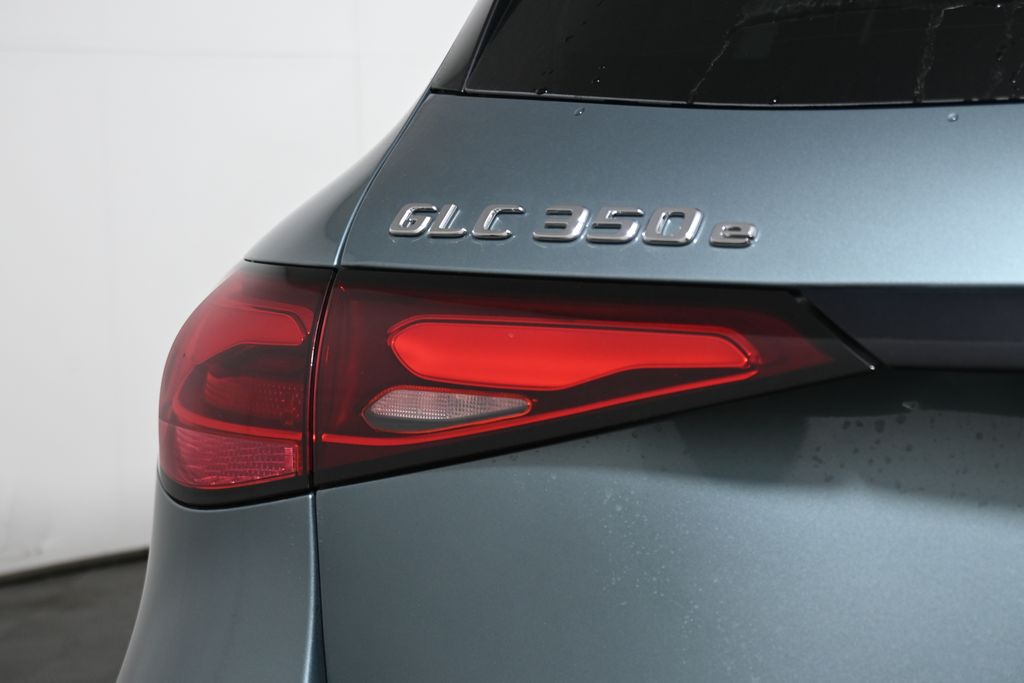 Thumbnail: 2026 Mercedes-Benz GLC - 12