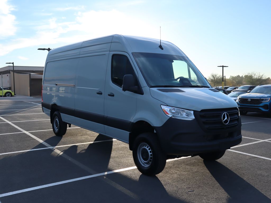 2025 Mercedes-Benz Sprinter 2500 3