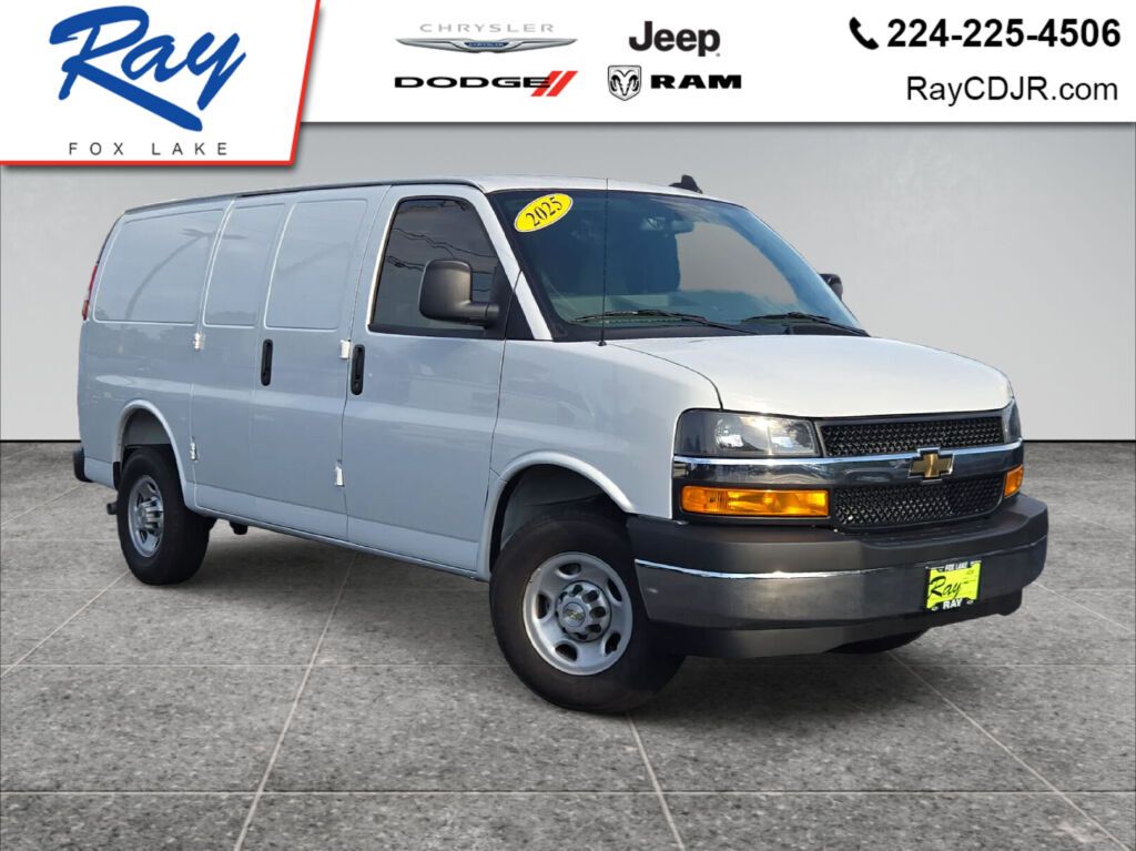  2025 Chevrolet Express Cargo 3500 RWD   