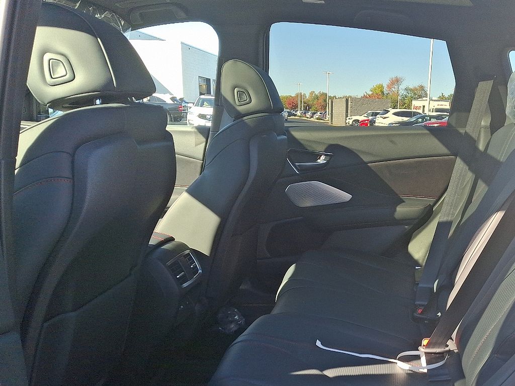 Thumbnail: 2026 Acura RDX - 7