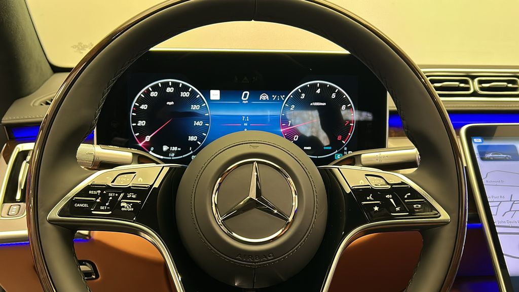 2025 Mercedes-Benz S-Class S 580 13