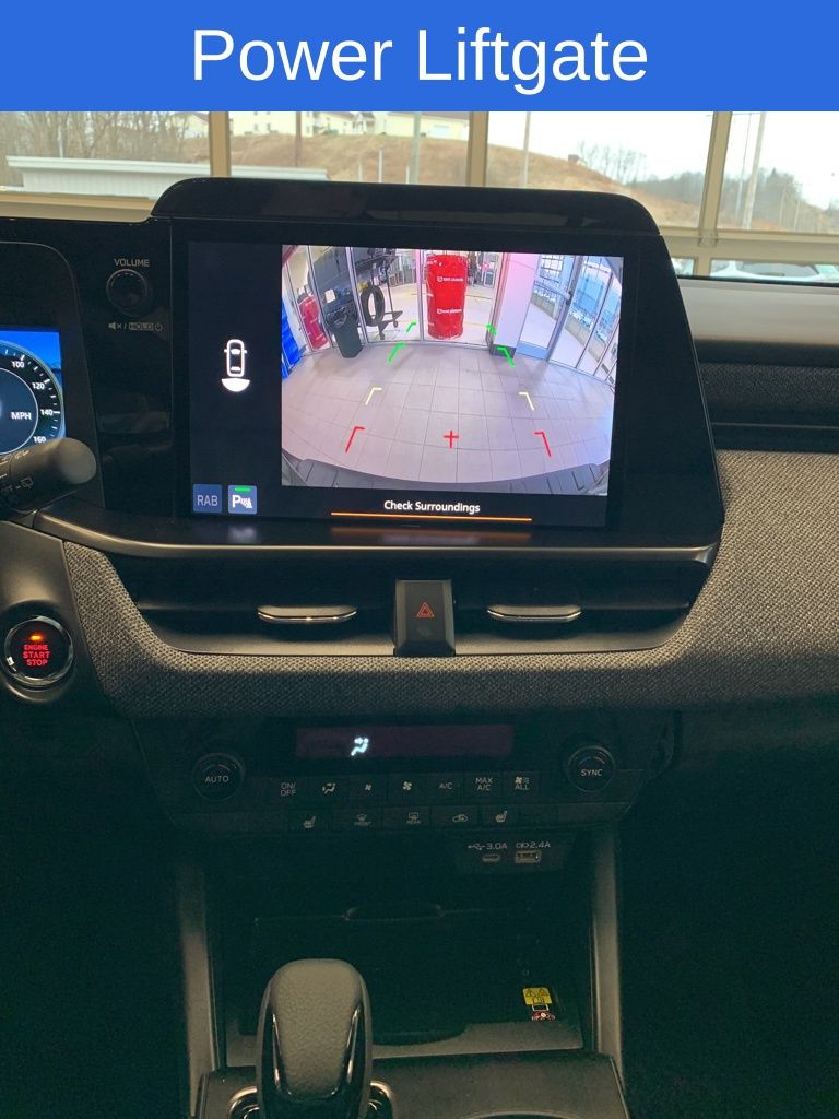 View vehicle photo 6