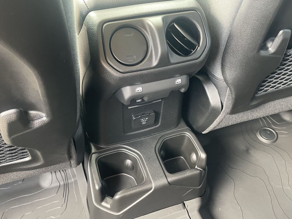 2025 Jeep Gladiator Rubicon White at Legacy Ford