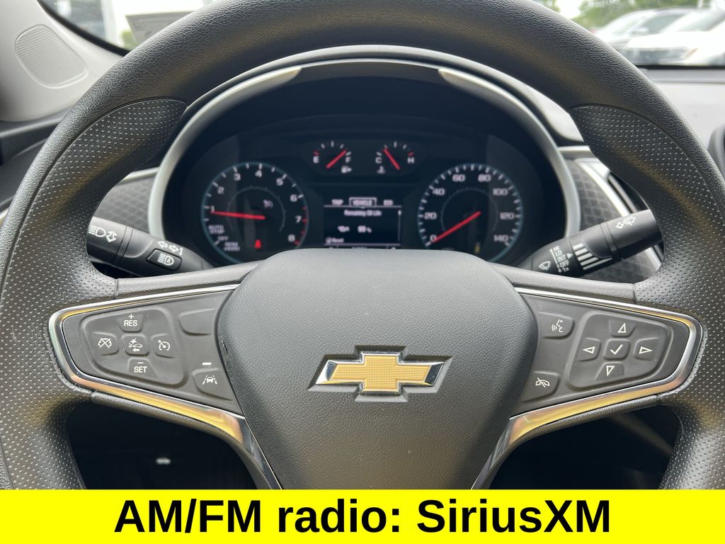 2023 Chevrolet Malibu LT photo