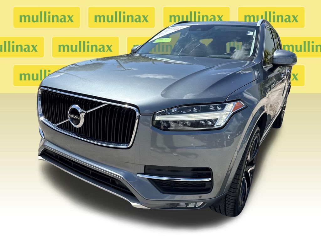 Certified Used 2018 Gray Volvo T6 Momentum image 10